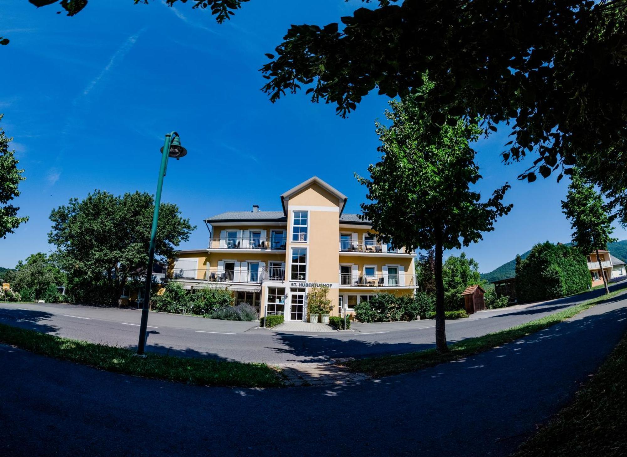 Hotel St. Hubertushof บัดไกลเชนแบร์ก ภายนอก รูปภาพ