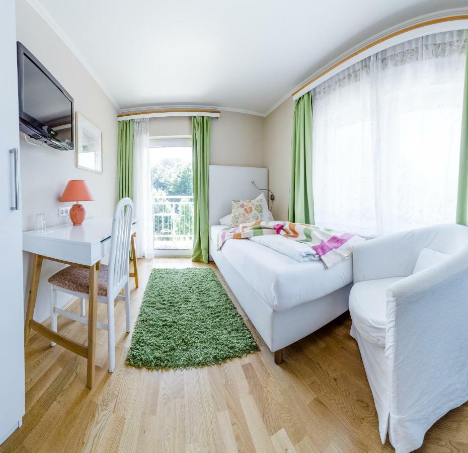 Hotel St. Hubertushof บัดไกลเชนแบร์ก ภายนอก รูปภาพ